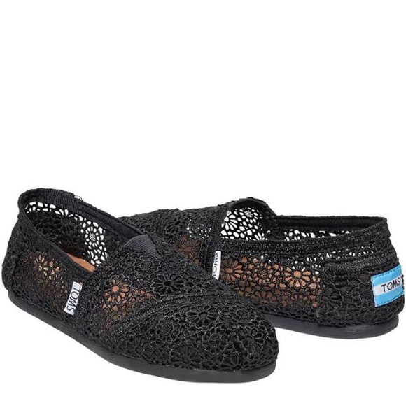 Toms Shoes - Classics: Black Crochet Toms